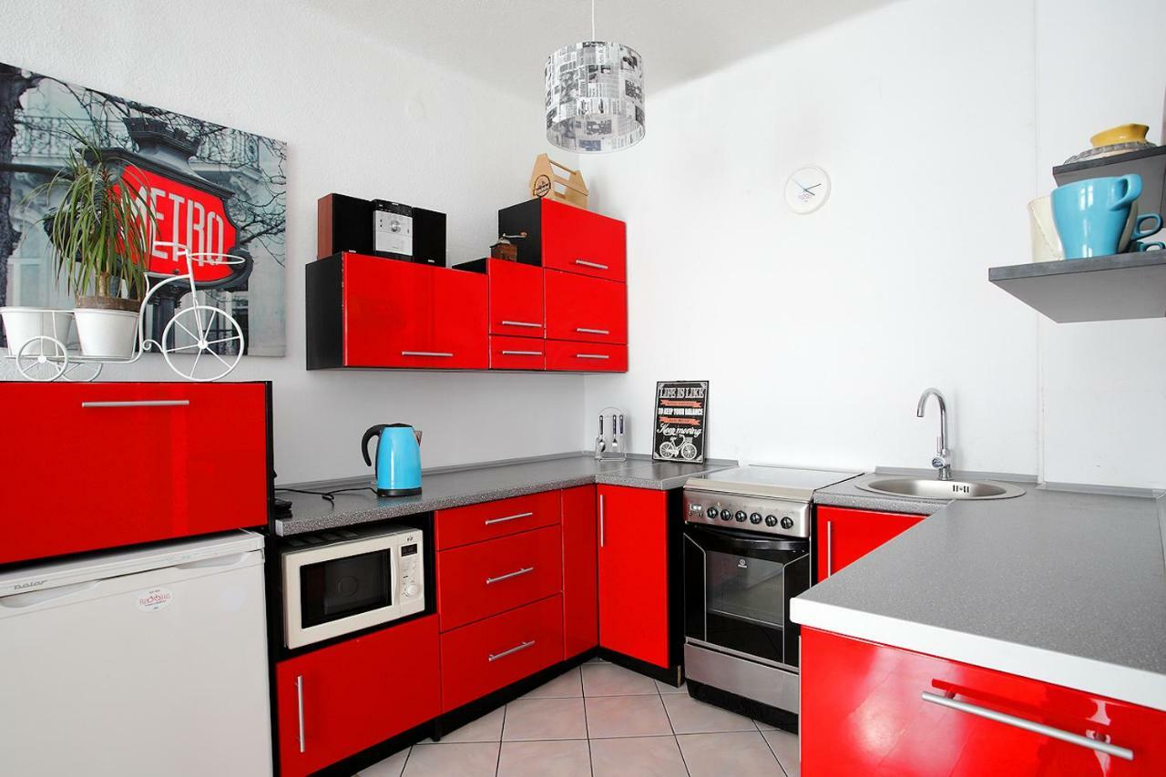 Red Bike Apart'S Opole Bagian luar foto